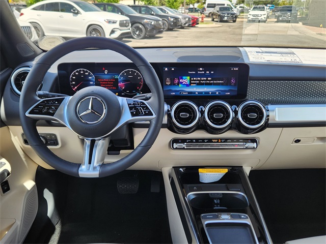2025 Mercedes Benz GLB 250 4MATIC photo 13