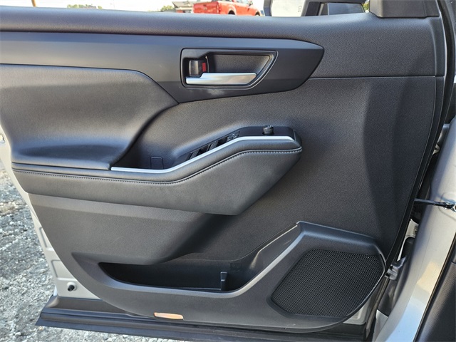 2021 Toyota Highlander Hybrid XLE photo 27