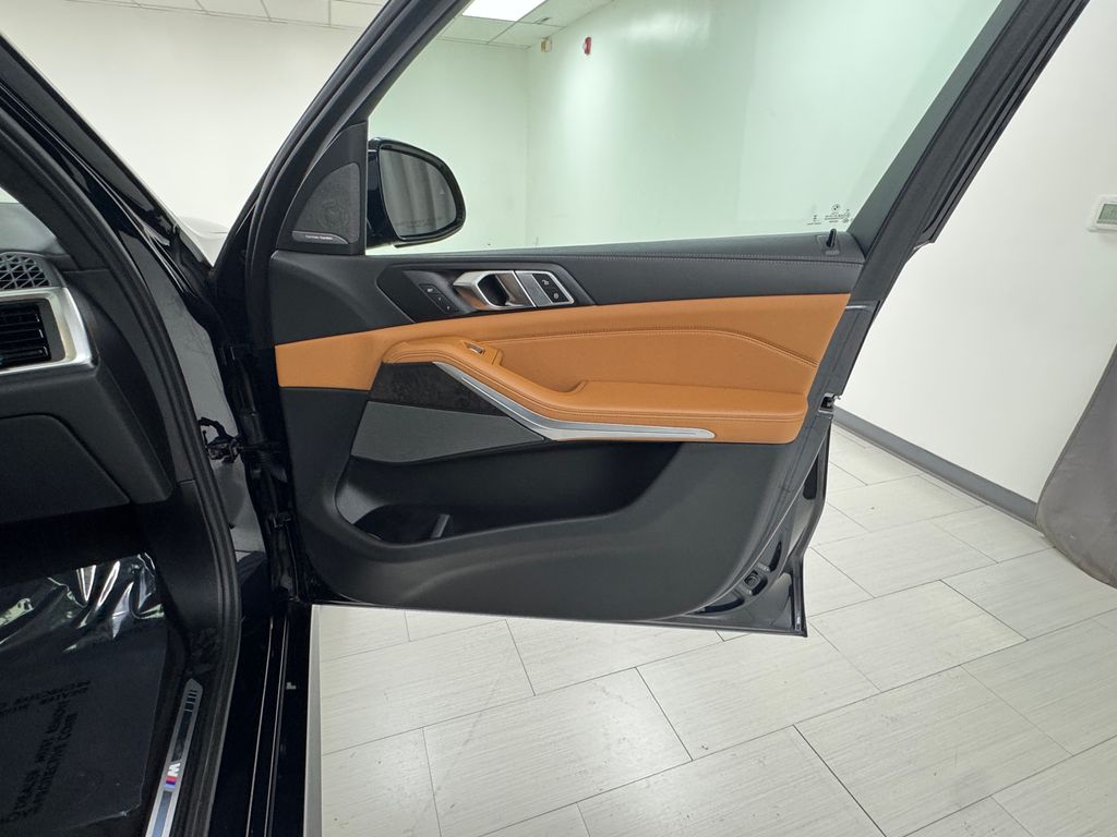 2023 Bmw X7 xDrive40i photo 11
