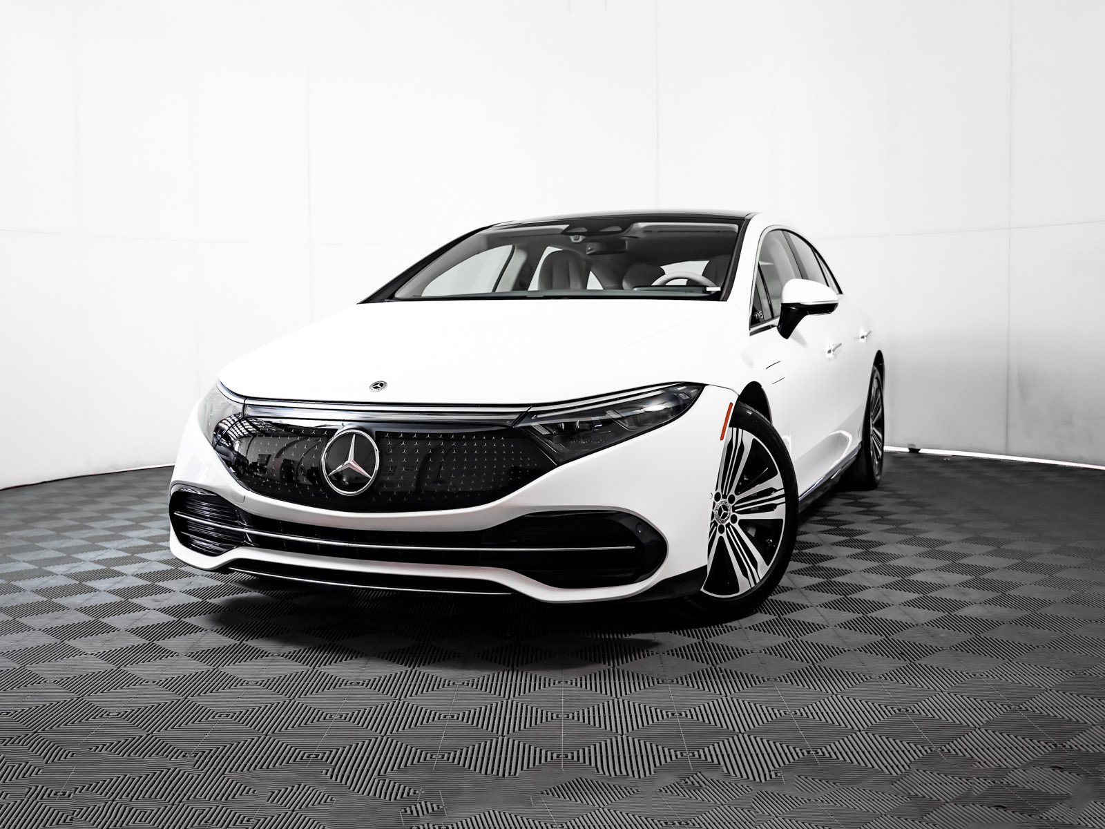 2022 Mercedes-Benz EQS