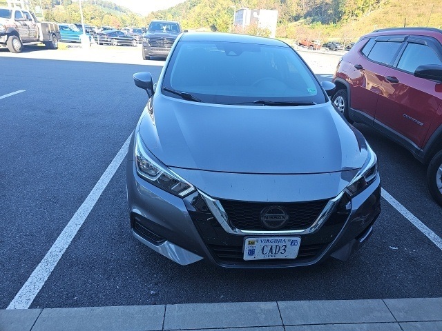 2021 Nissan Versa 1.6 SV photo 2