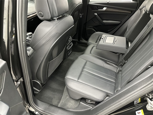 2025 Audi Q5 45 S line Premium Plus photo 14