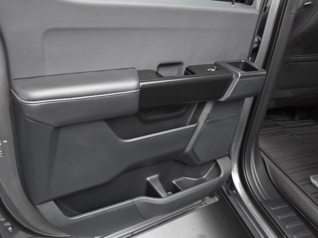 2025 Ford F-150 STX photo 24