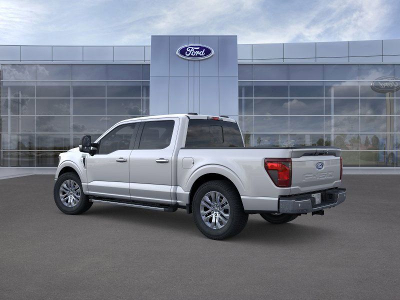 2025 Ford F-150 XLT photo 2
