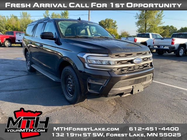 2024 Ford Expedition MAX XLT photo 2