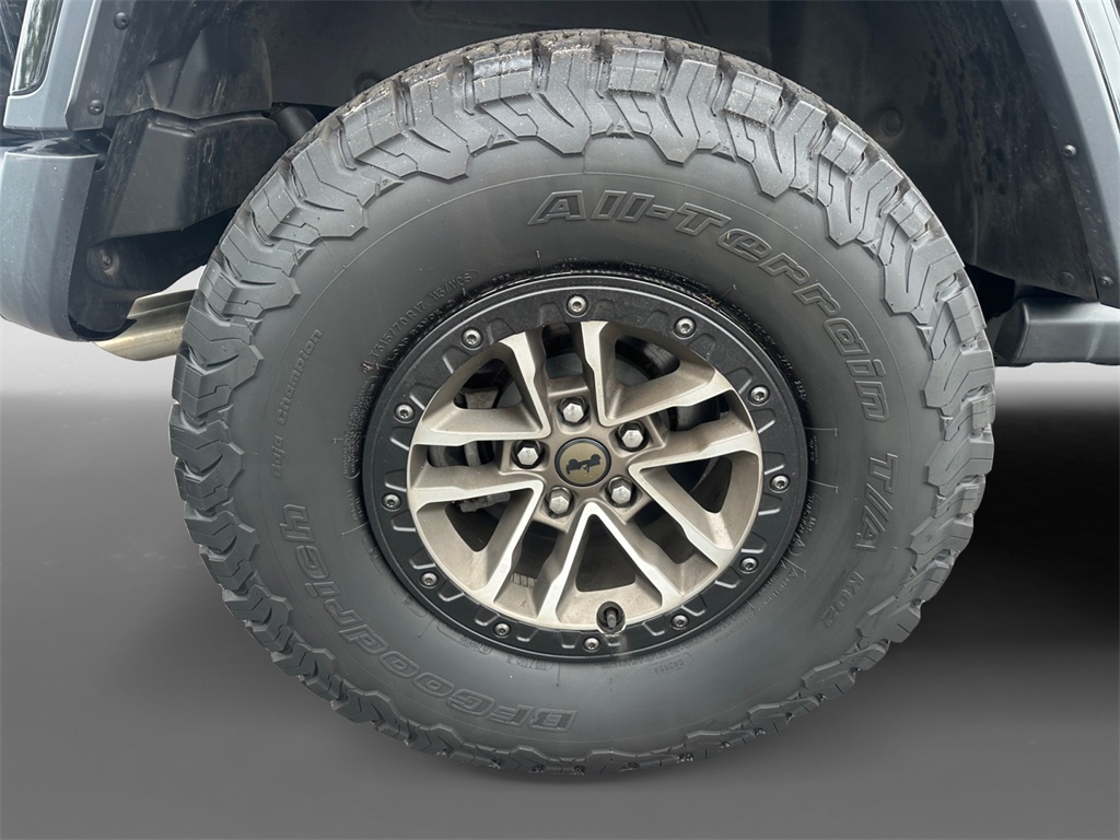 2024 Jeep Wrangler Rubicon 392 photo 8
