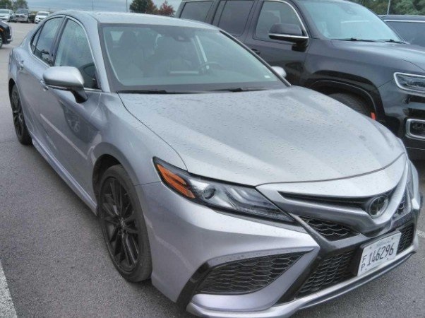 2024 Toyota Camry XSE photo 3