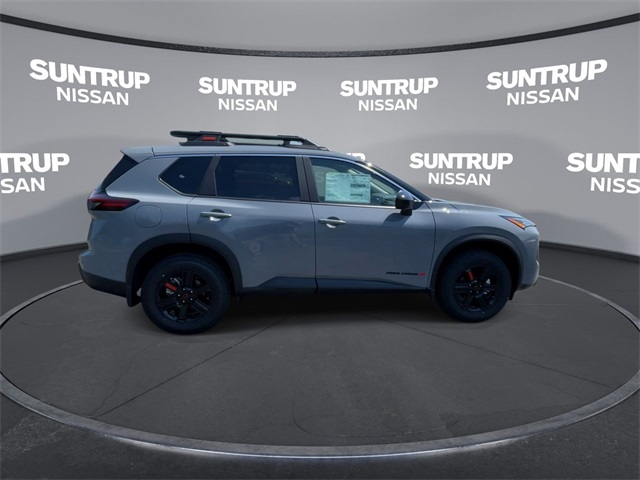 2025 Nissan Rogue SV photo 9
