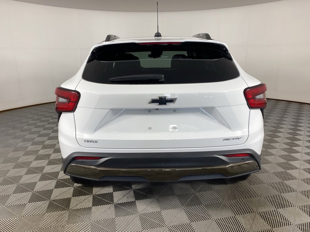 2025 Chevrolet Trax ACTIV photo 3