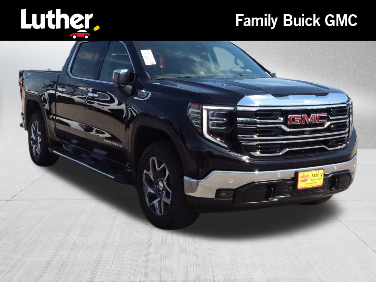 2025 GMC Sierra 1500 SLT's photo