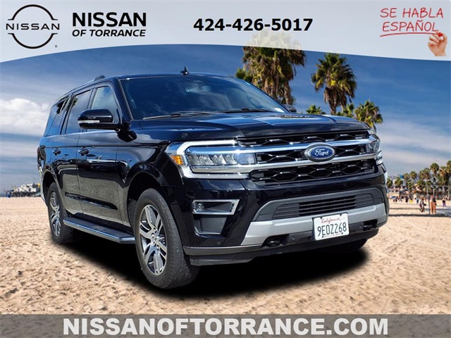 2022 Ford Expedition Limited's photo