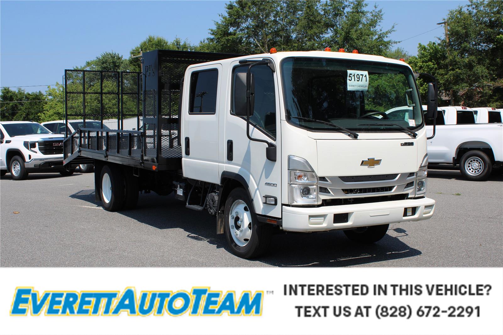 2024 Chevrolet Low Cab Forward Base's photo