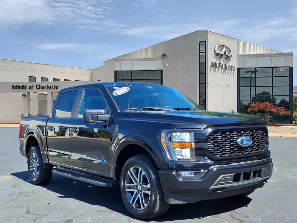 2023 Ford F-150 XL's photo