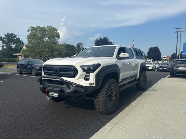 2024 Toyota Tacoma SR5 photo 6