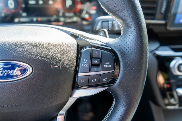 2022 Ford Explorer ST photo 14