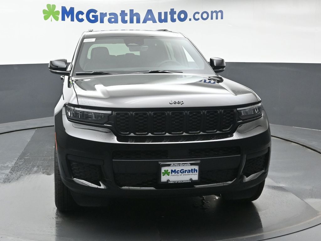 2025 Jeep Grand Cherokee Altitude X photo 2