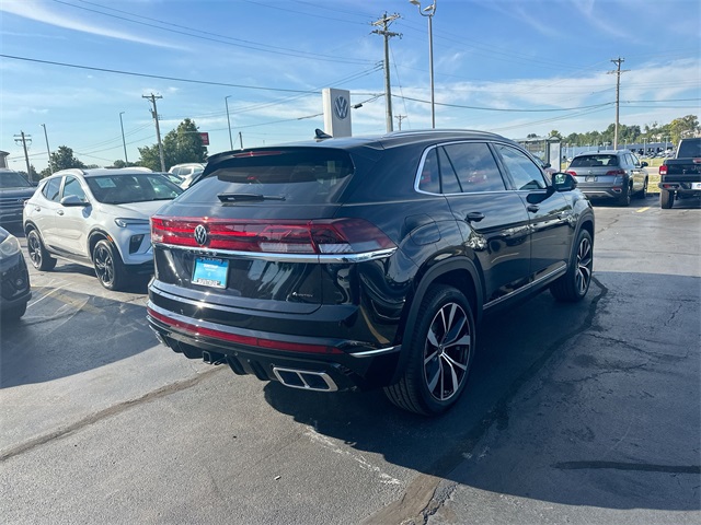 2025 Volkswagen Atlas Cross Sport SEL Premium R-Line photo 23