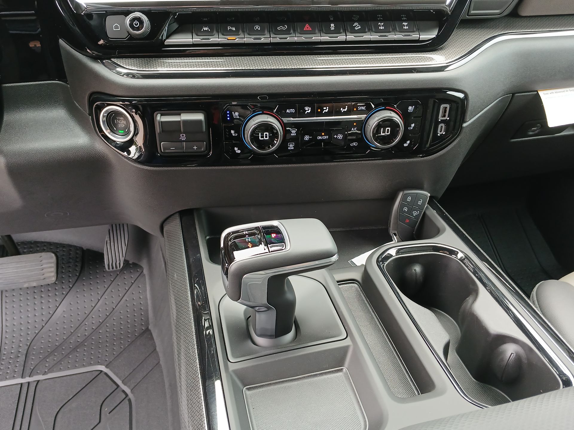 2025 Chevrolet Silverado 1500 ZR2 photo 15