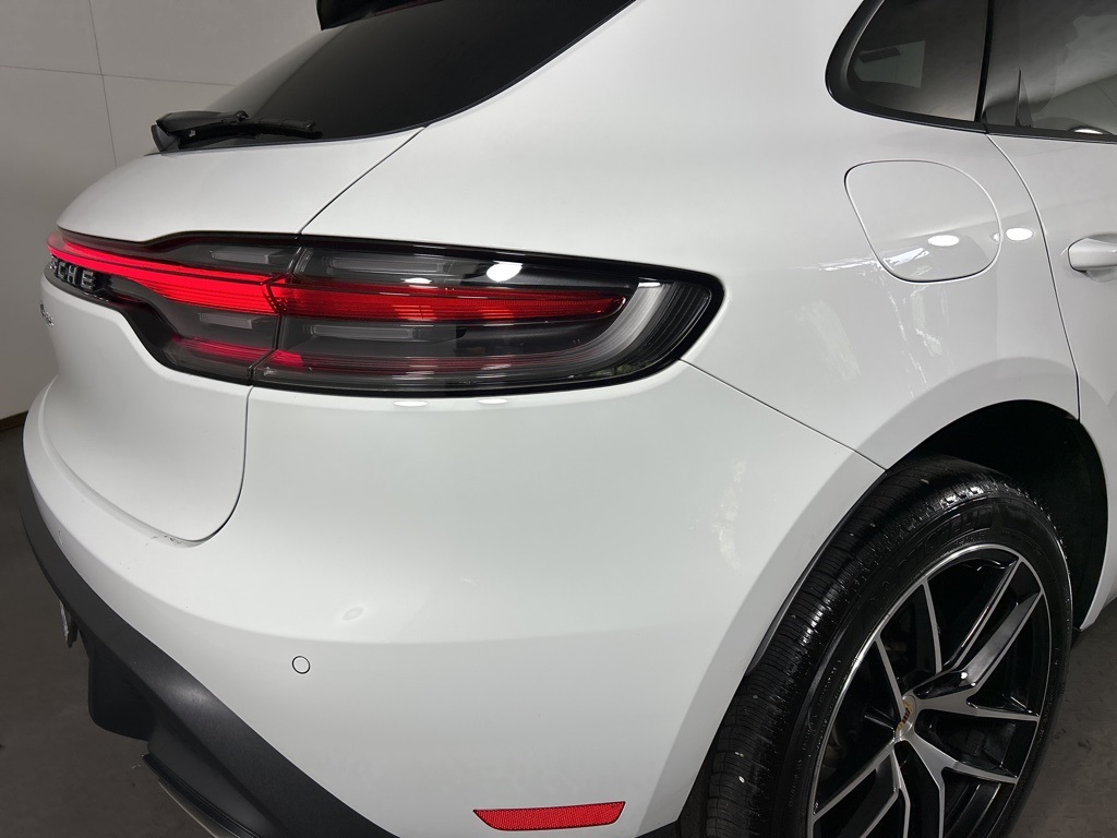 2025 Porsche Macan Base photo 31