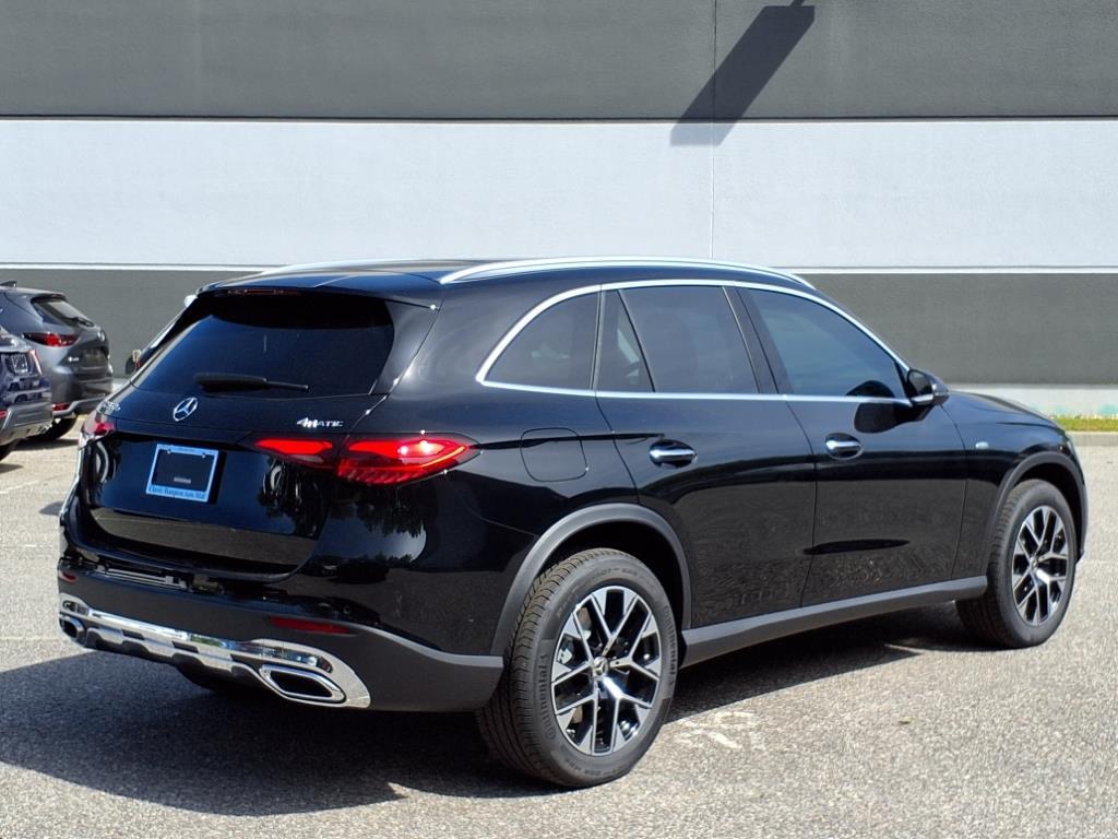 2025 Mercedes Benz GLC 350e 4MATIC photo 4