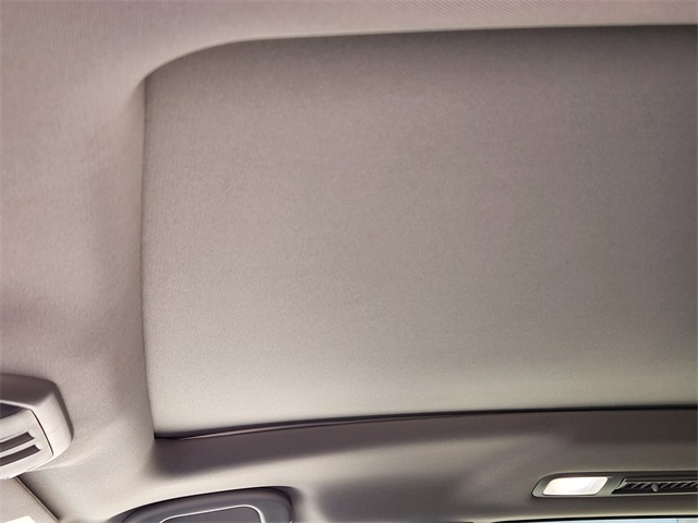 2025 Subaru Ascent Onyx Edition Touring photo 19