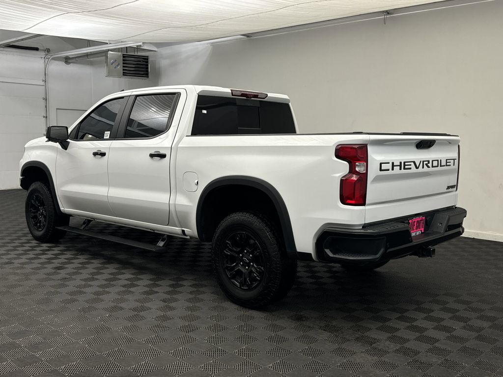 2022 Chevrolet Silverado 1500 ZR2 photo 3