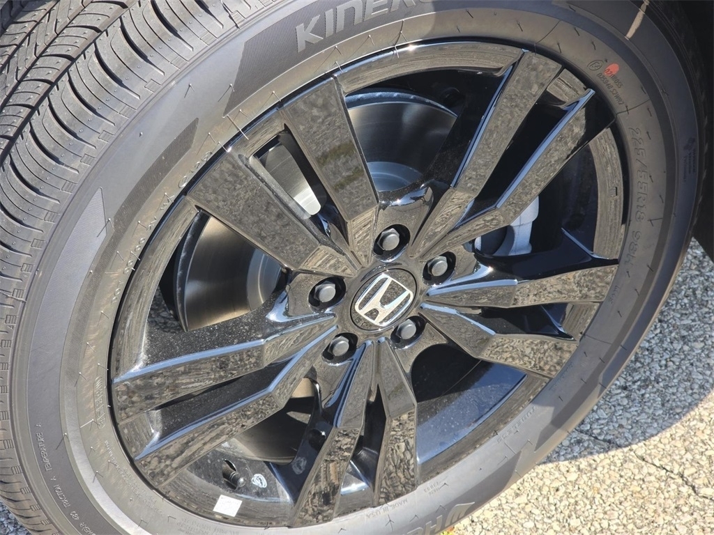 2026 Honda HR-V Sport photo 7