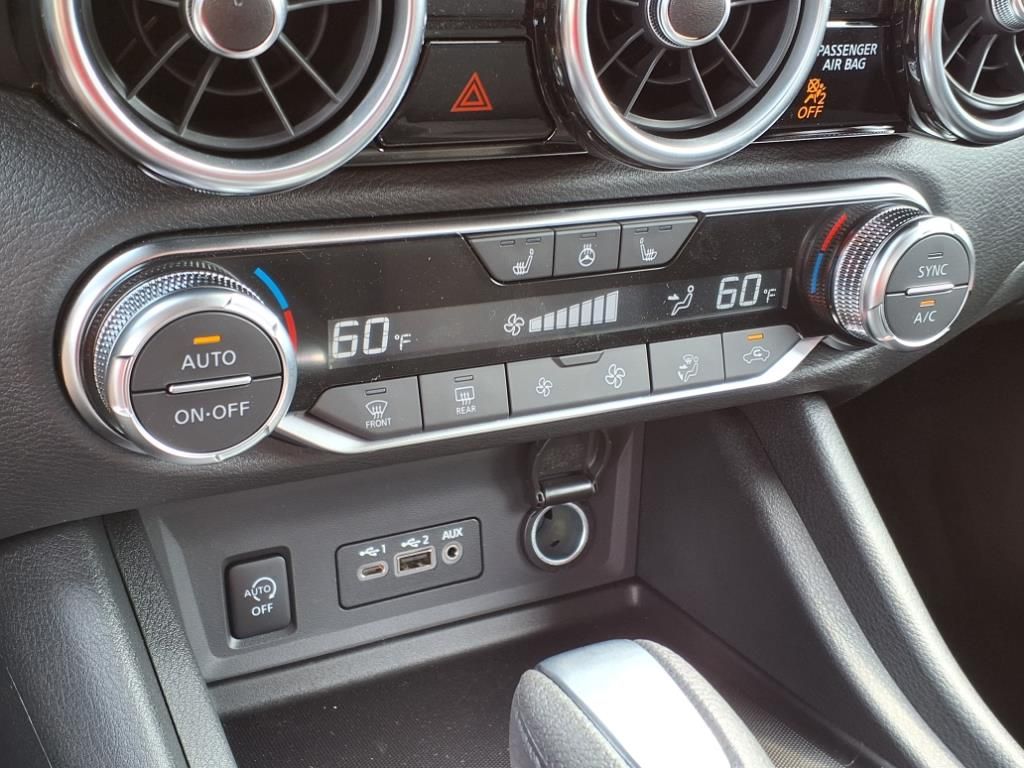 2025 Nissan Sentra SV photo 4