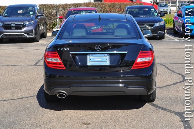 2012 Mercedes Benz C 250 photo 3