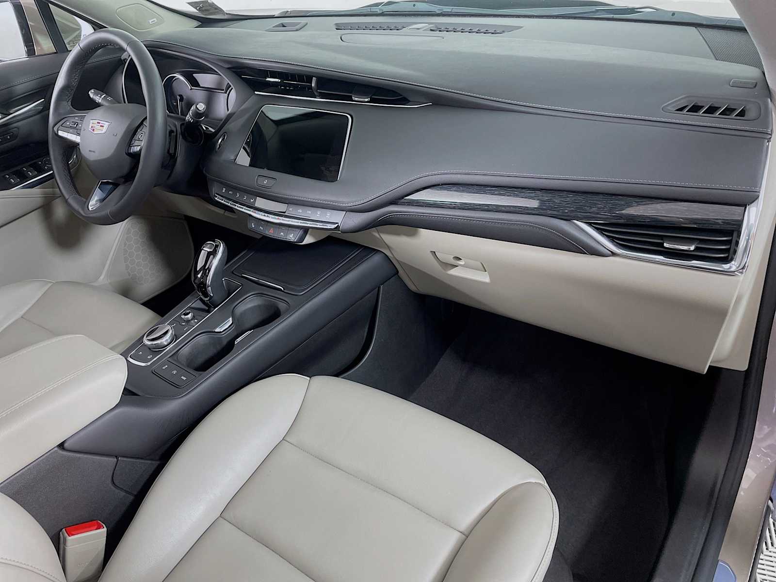 2023 Cadillac XT4 Premium Luxury photo 27