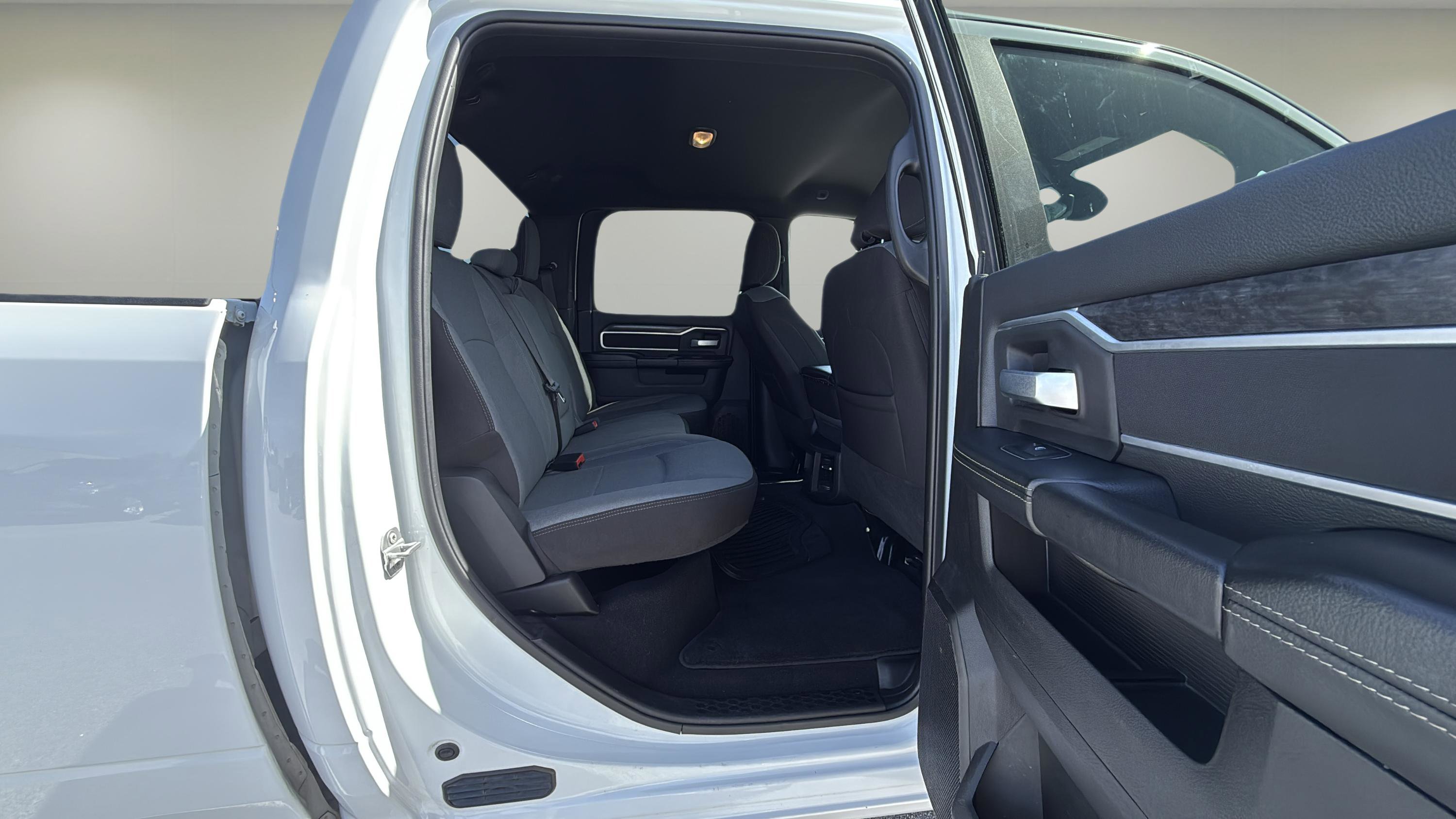 2024 Ram 2500 Big Horn photo 14
