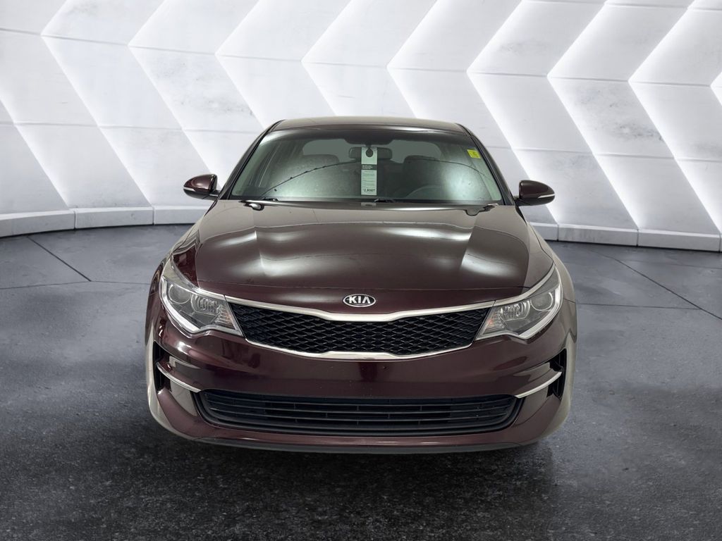 2017 Kia Optima LX photo 2