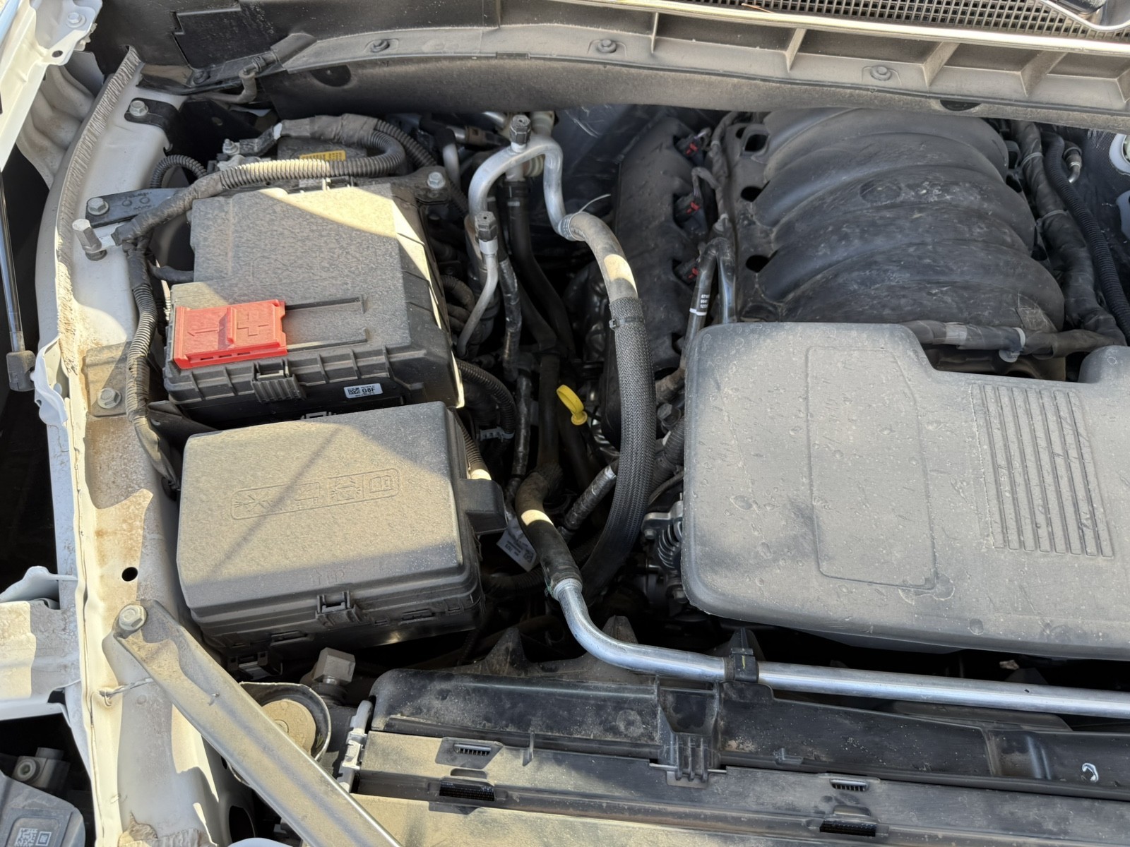 Used 2024 WHITE Chevrolet RST image 17