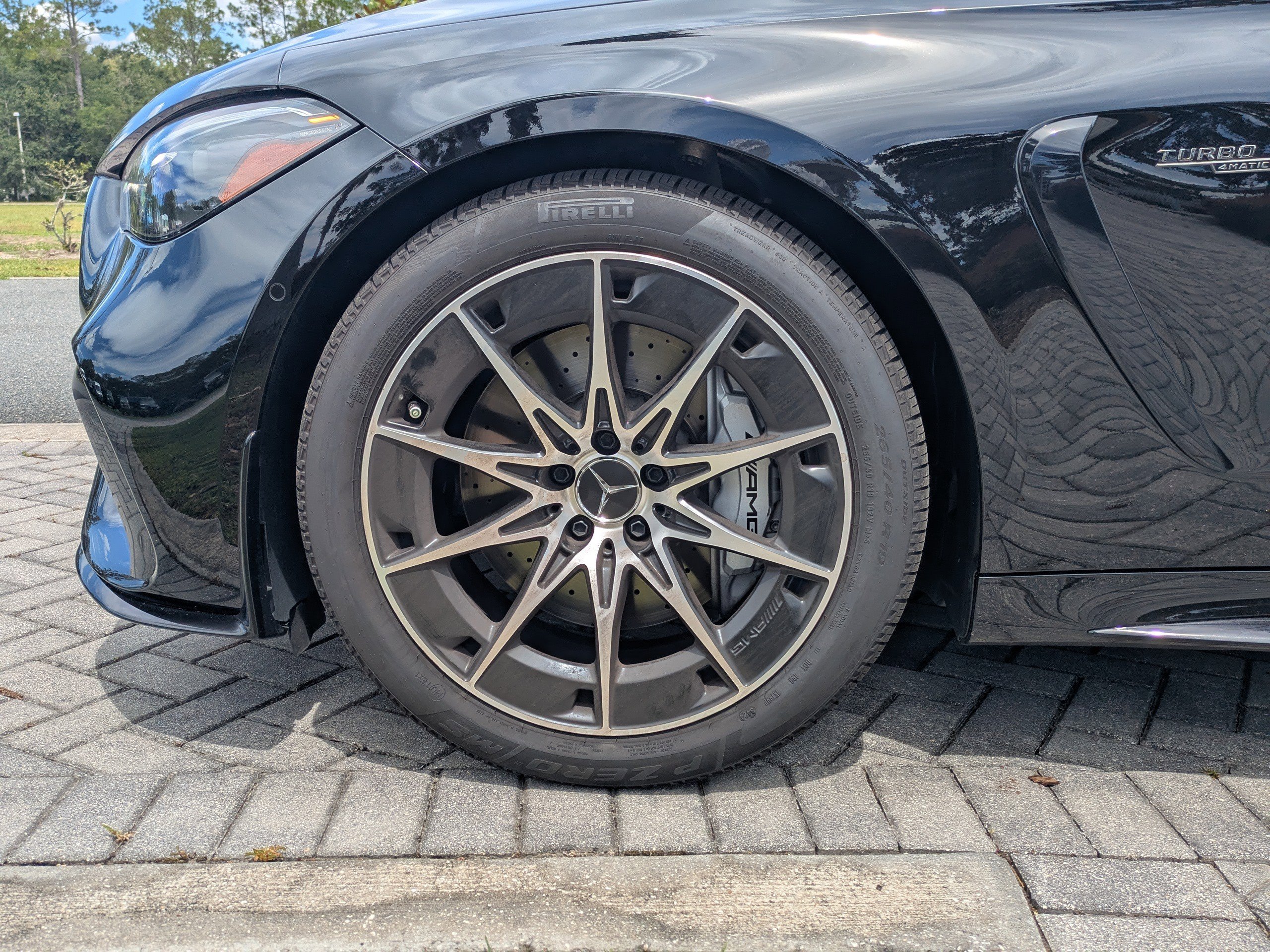 2025 Mercedes Benz CLE AMG 53 4MATIC photo 3