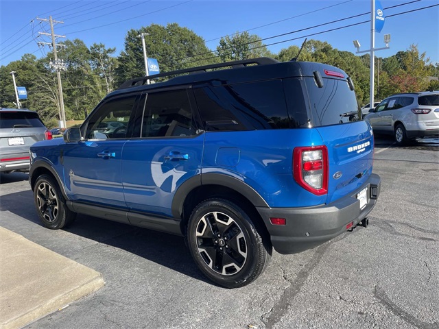 2022 Ford Bronco Sport Outer Banks photo 2