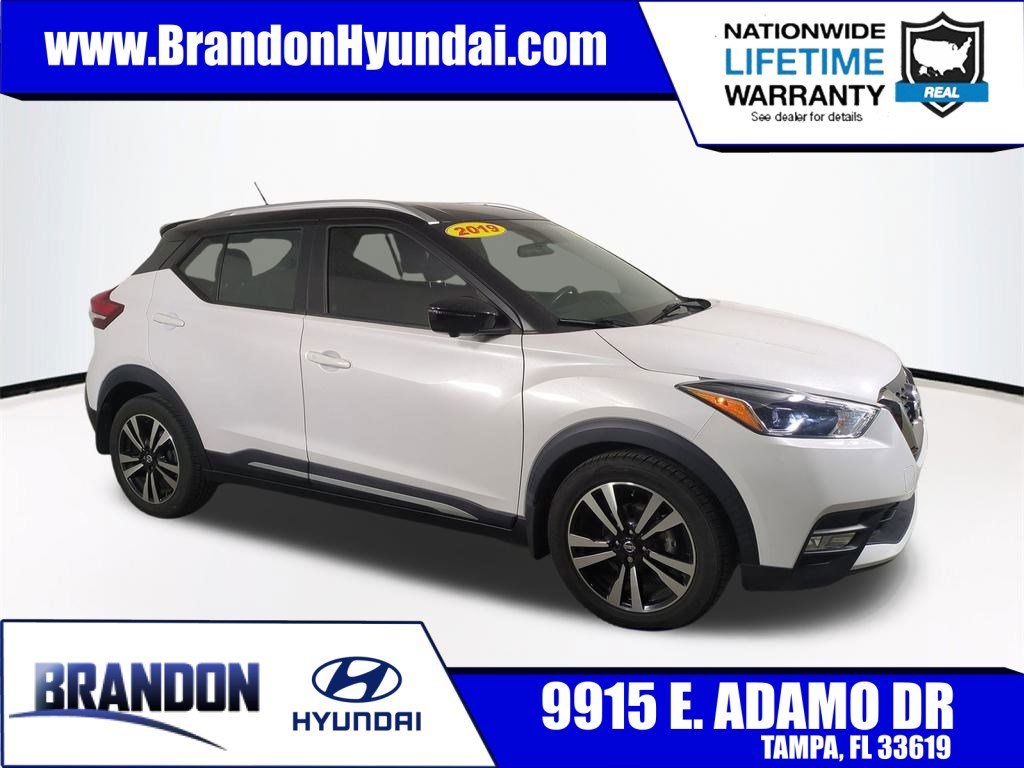 2019 Nissan Kicks SR