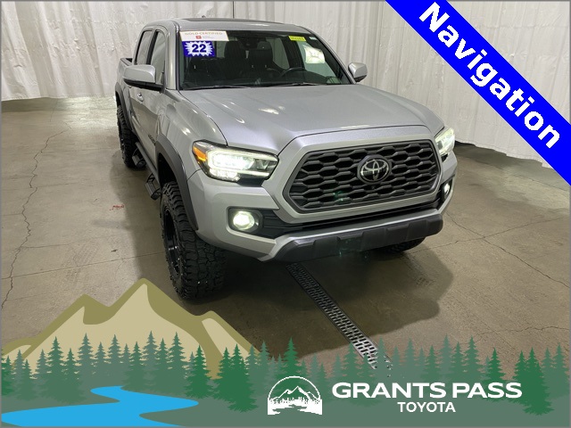 2022 Toyota Tacoma TRD Off Road's photo