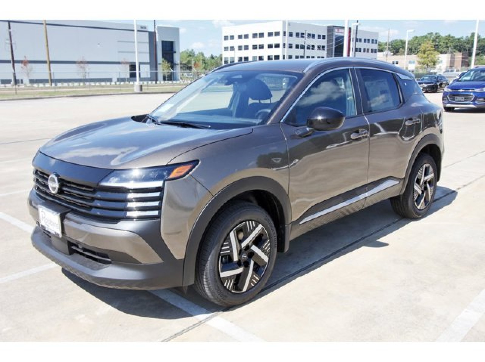 2026 Nissan Kicks SV photo 2