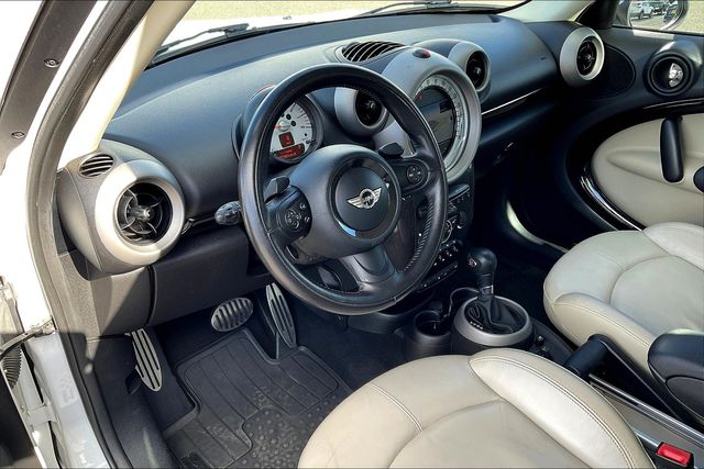 2011 Mini Countryman ALL4 photo 11