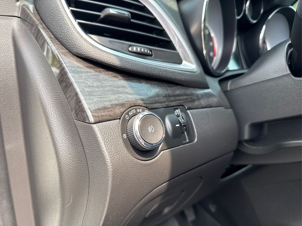 2016 Buick Encore Premium photo 34