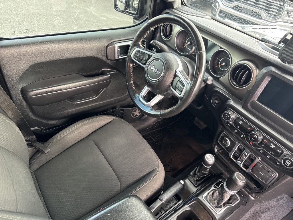 2020 Jeep Gladiator Sport photo 28