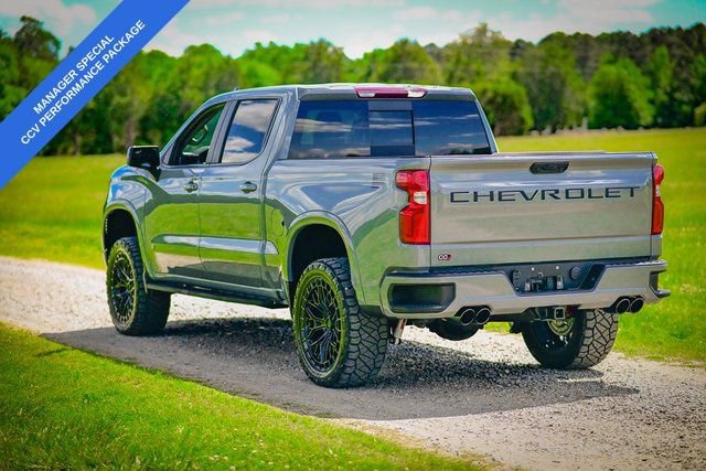 2025 Chevrolet Silverado 1500 RST photo 7