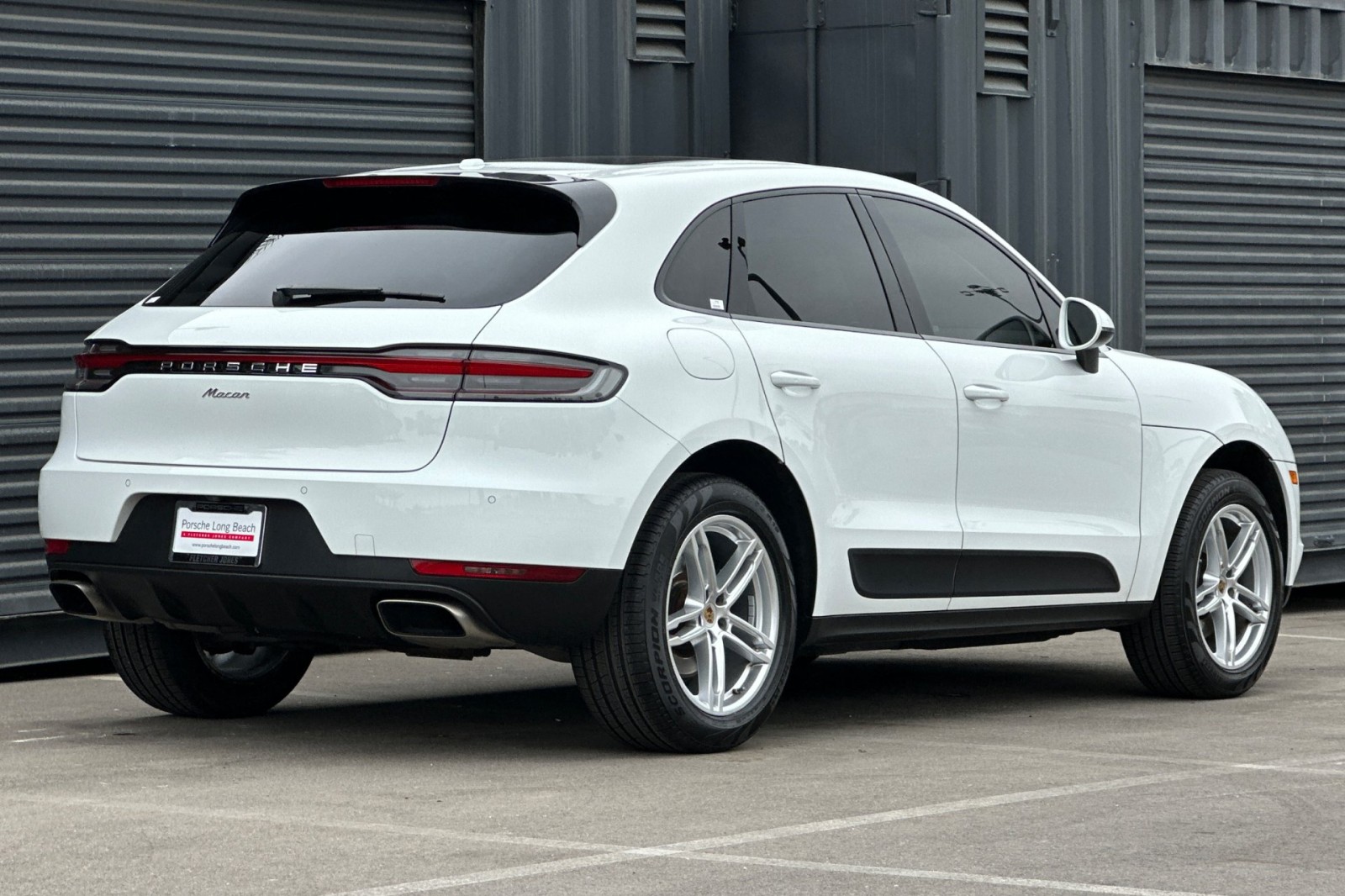 2020 Porsche Macan photo 8