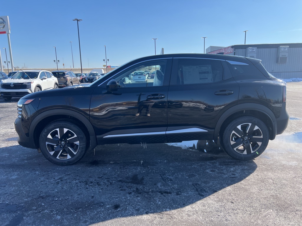 2025 Nissan Kicks SV photo 4