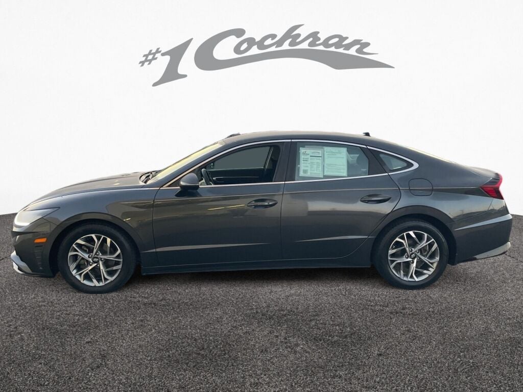 2022 Hyundai Sonata SEL photo 4