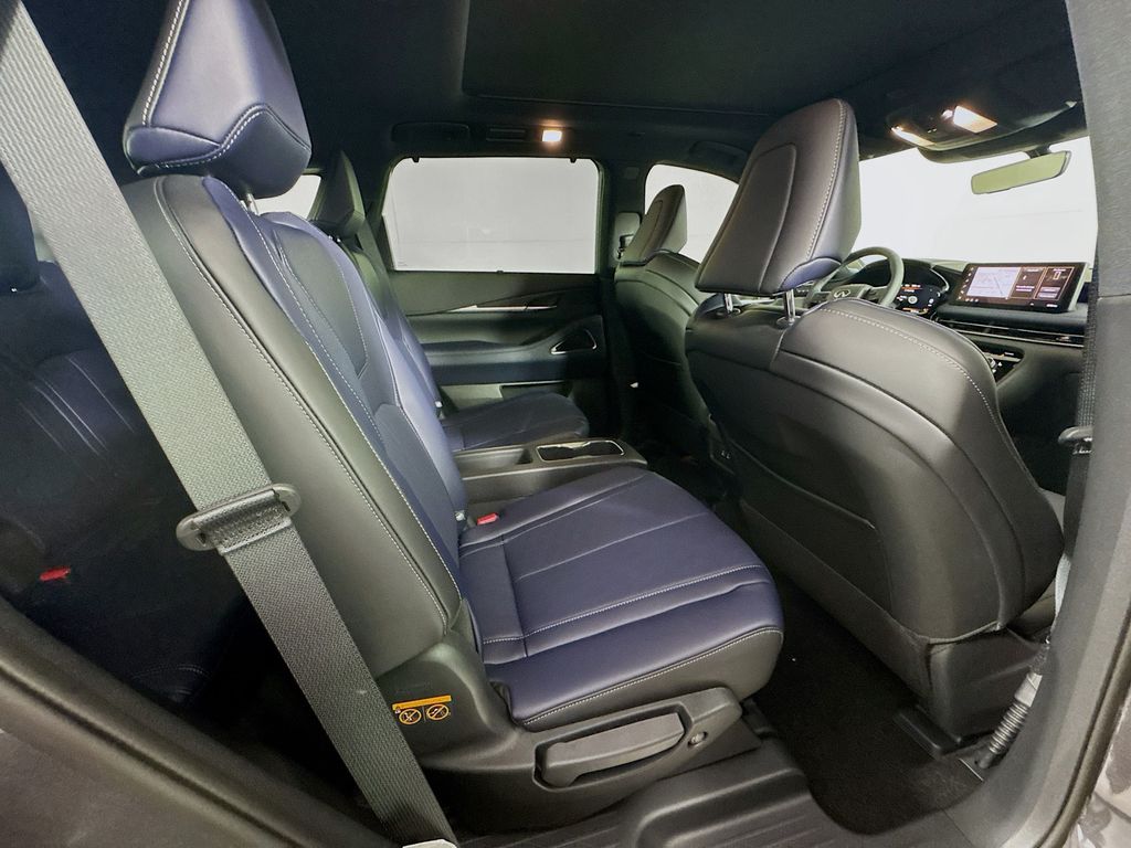 2026 Infiniti QX60 Luxe photo 33