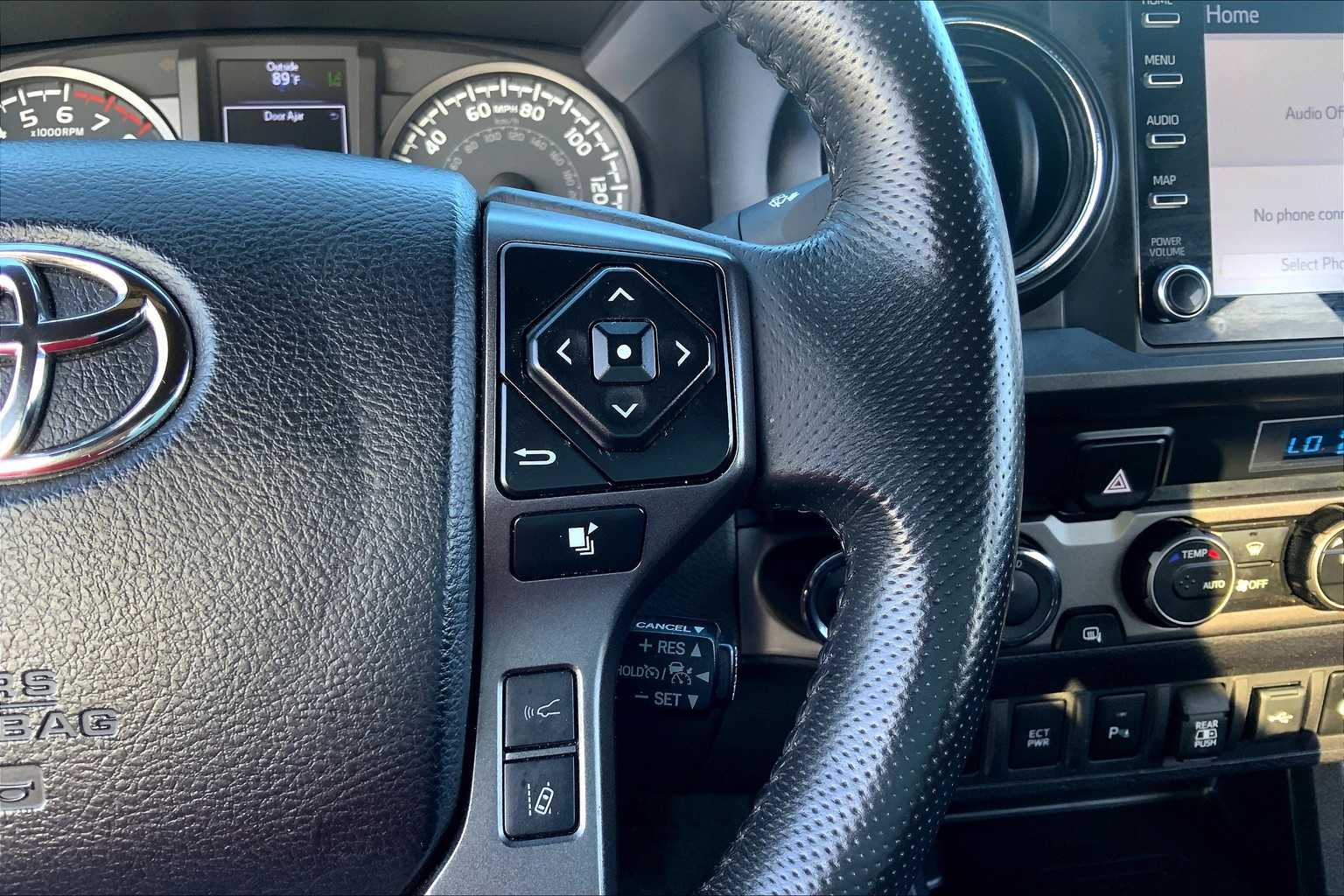 2023 Toyota Tacoma TRD photo 23