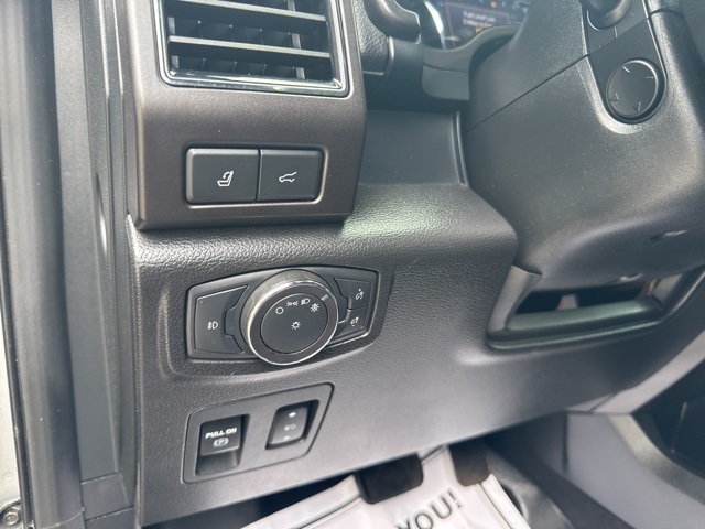 2020 Ford Expedition Limited photo 14