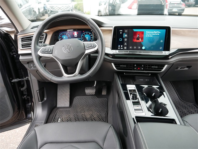 2025 Volkswagen Atlas SE Technology photo 21