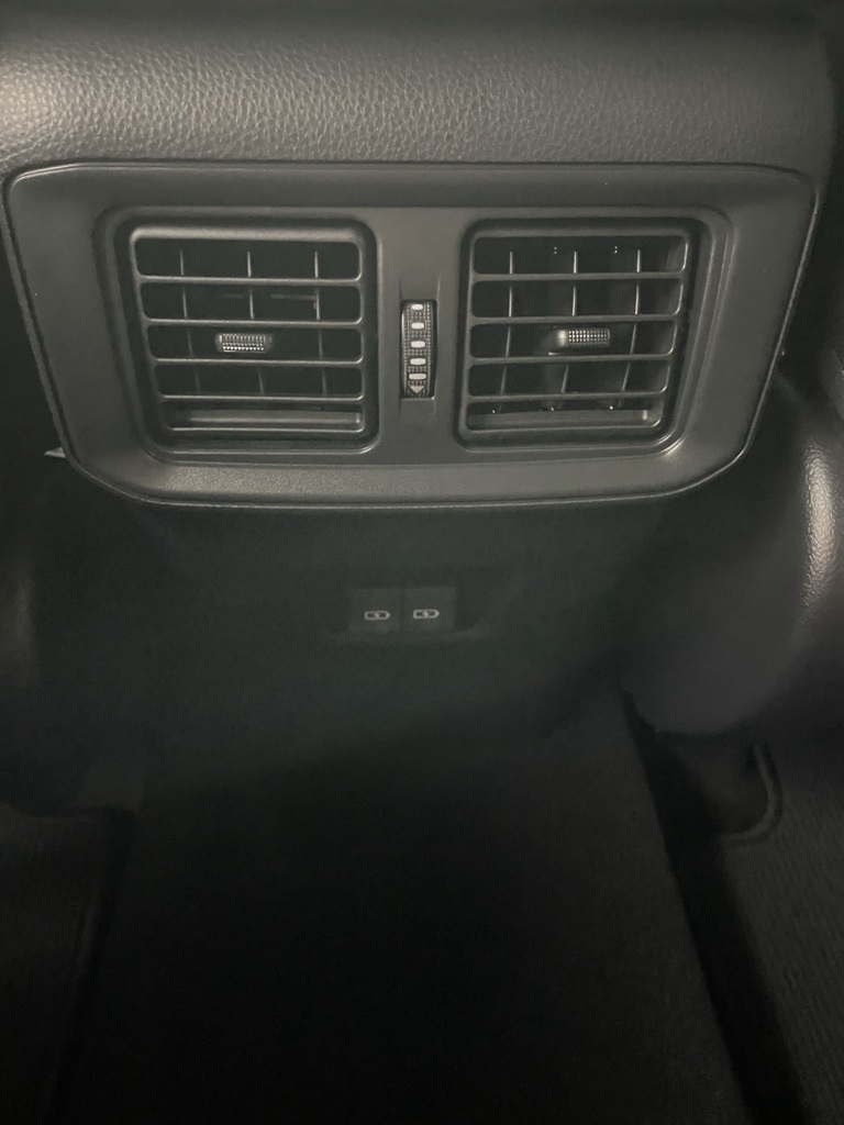 2024 Toyota RAV4 Hybrid SE photo 28